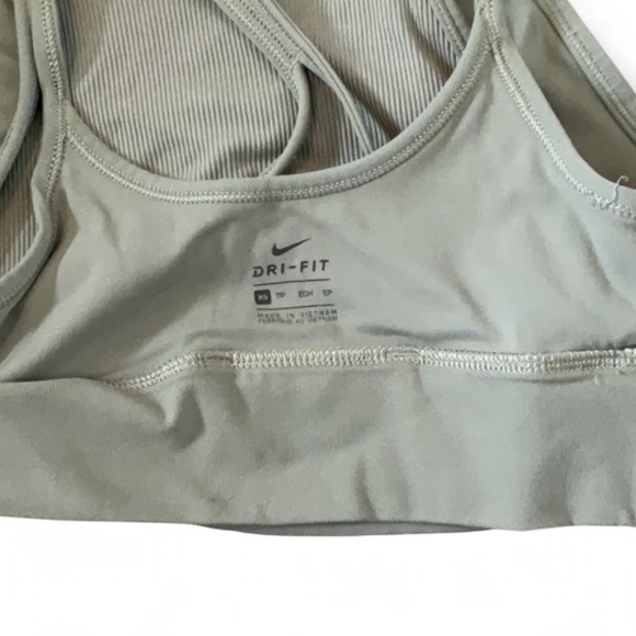 Nike Green Sports Bra Racerback Intimates - Picture 3 of 4